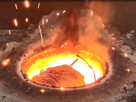 大炉浇注